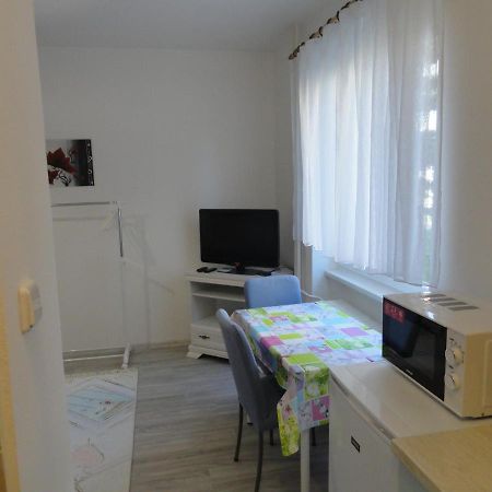 Apartman Sluka ยีเลมนิเซ ภายนอก รูปภาพ