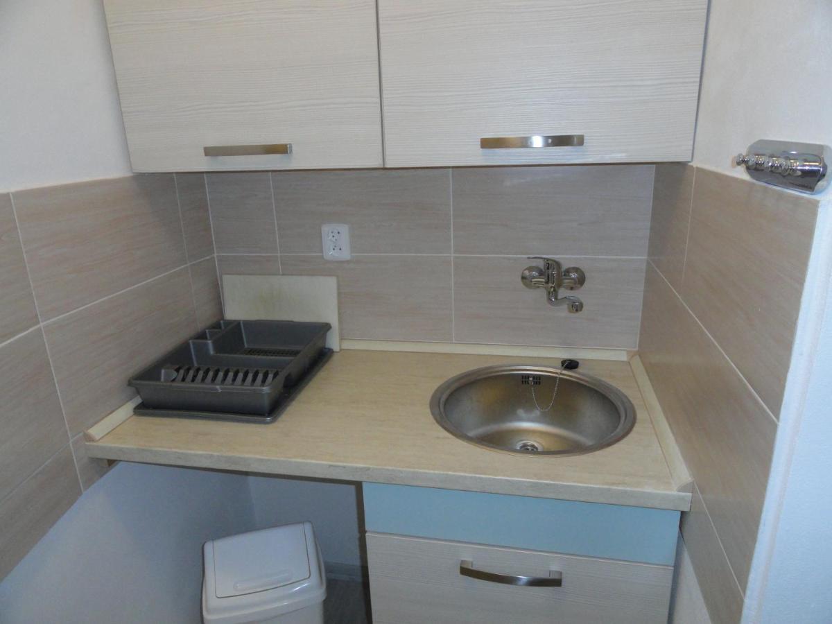 Apartman Sluka ยีเลมนิเซ ภายนอก รูปภาพ