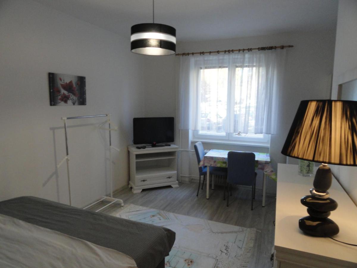 Apartman Sluka ยีเลมนิเซ ภายนอก รูปภาพ