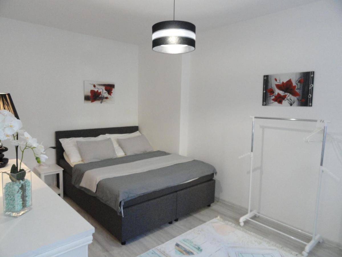 Apartman Sluka ยีเลมนิเซ ภายนอก รูปภาพ