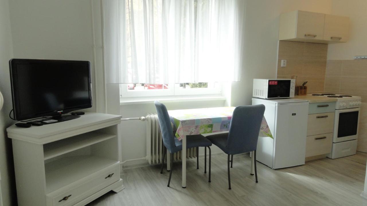 Apartman Sluka ยีเลมนิเซ ภายนอก รูปภาพ